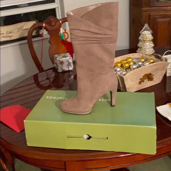 🆕 Faux suede boots - Picture 2 of 7